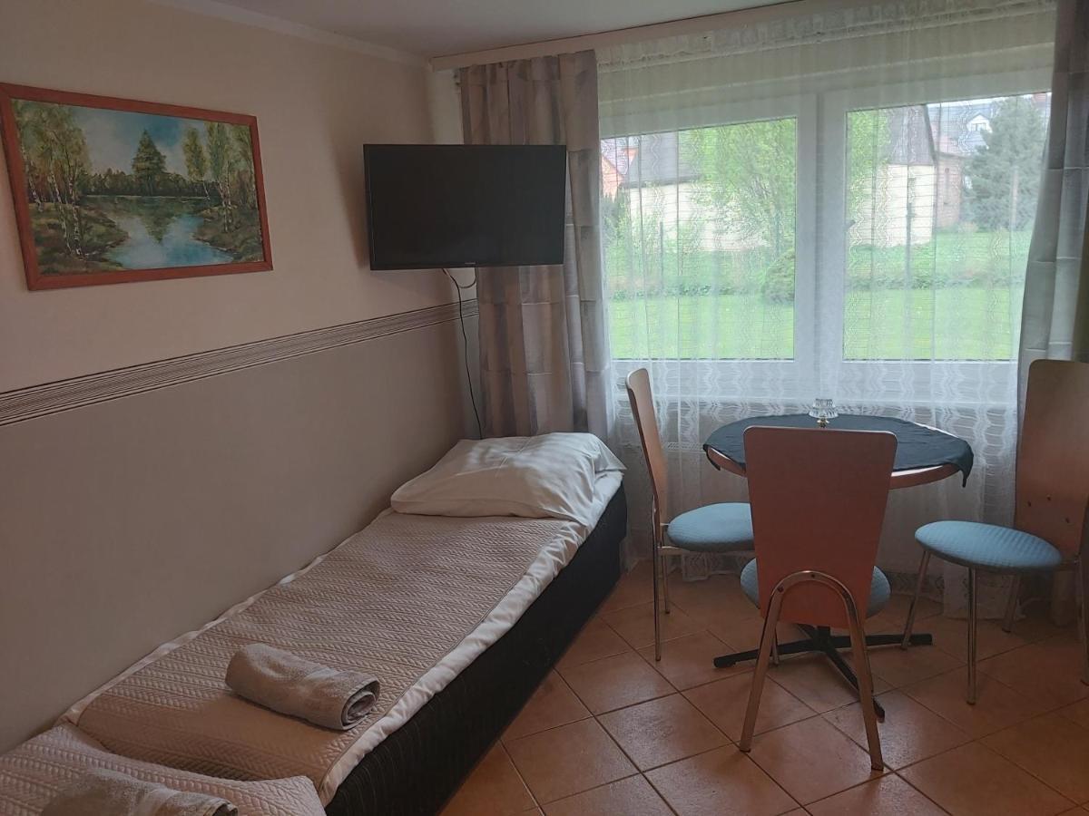 Pokoje Goscinne Anna Łeba Exteriör bild