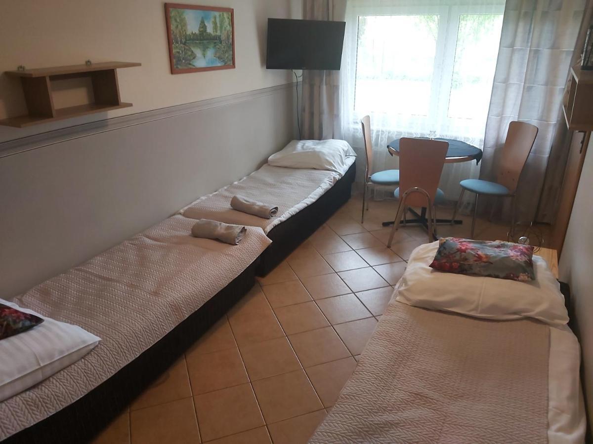 Pokoje Goscinne Anna Łeba Exteriör bild