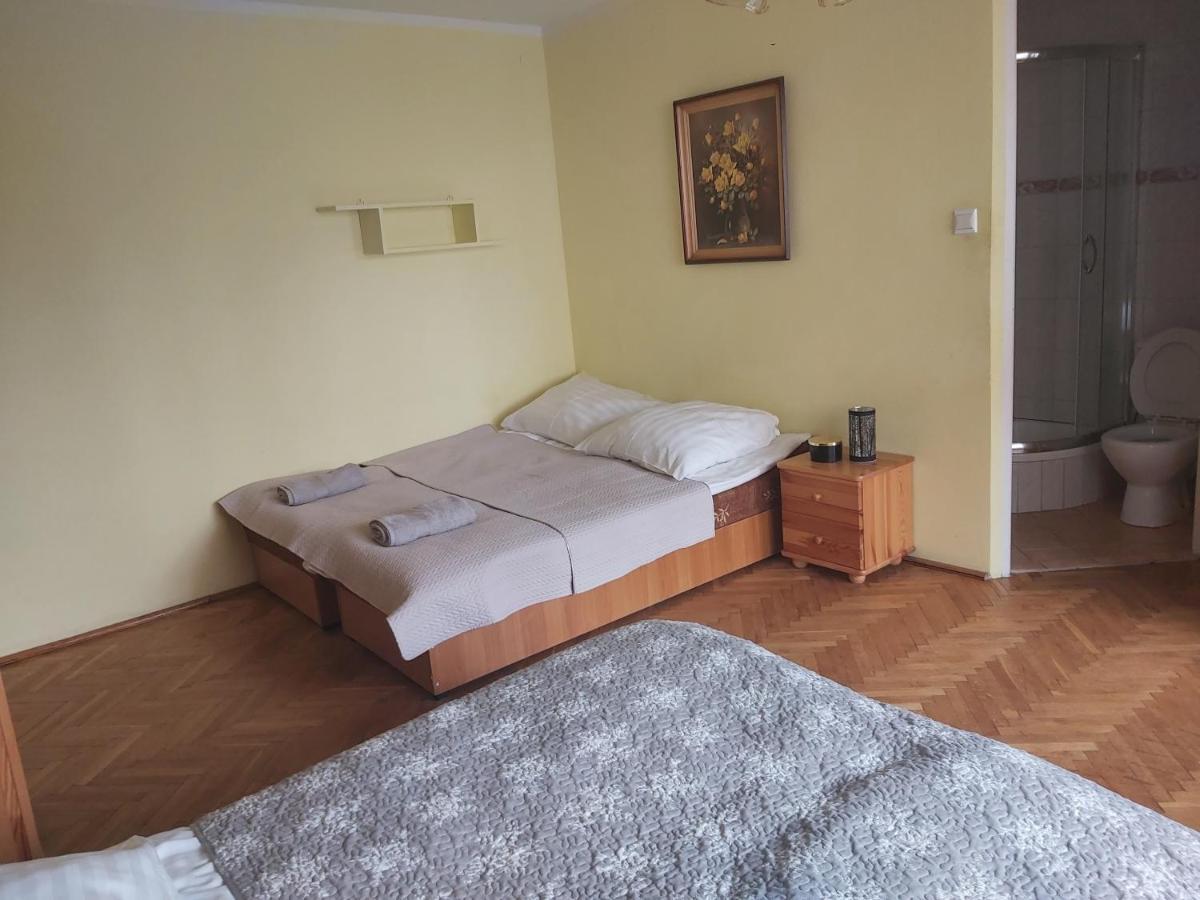 Pokoje Goscinne Anna Łeba Exteriör bild